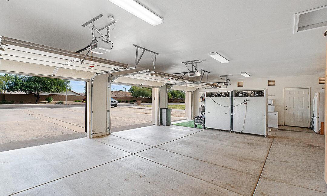 Garage Door Installation, Repair and Service Companies in San Antonio, Dallas, Austin, Fort Worth and Beyond.